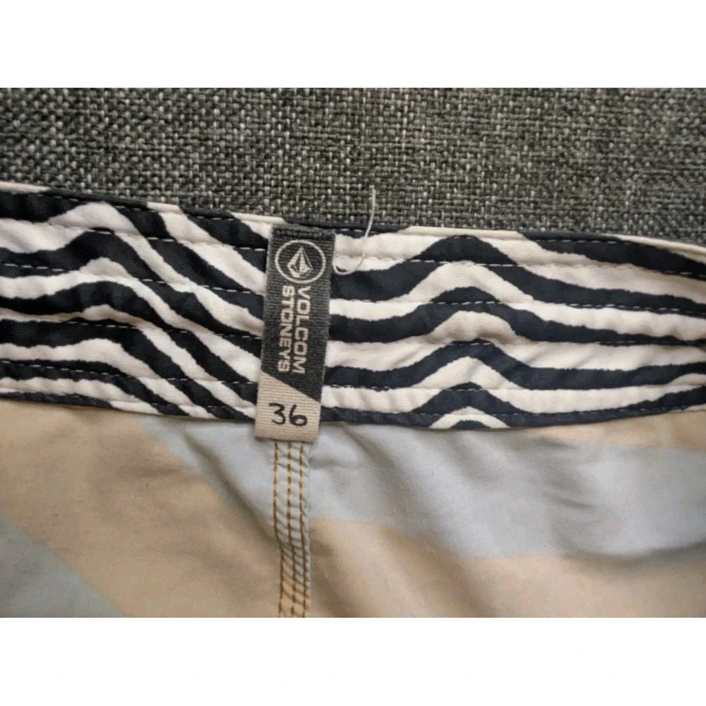 Volcom Board Swim Shorts Mens 36 Stone Surf Beach‎ Trunks Colorful Striped Y2K